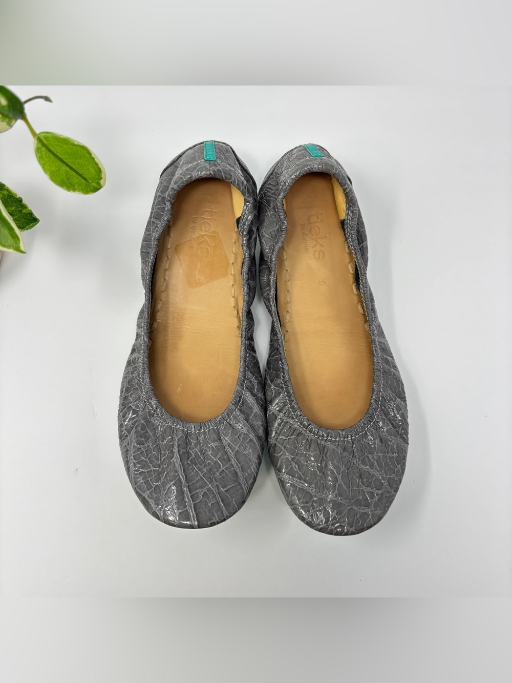 TIEKS Slate Gray Patent Leather Croc Embossed Ballet Flats Size 8